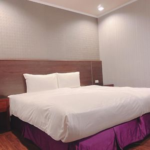 Double Room No Window